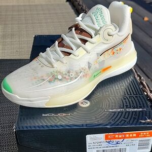 361 ° Spencer Dinwiddie Lo tops